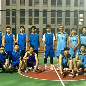 展風(fēng)采，促交流|縱覽線纜集團(tuán)與國(guó)潮鋁業(yè)舉辦“迎新春 促交流”籃球友誼賽